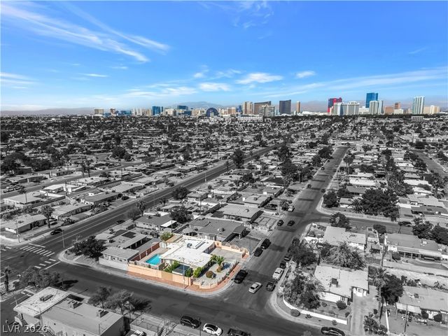 2083 La Vante Avenue, Las Vegas, NV 89169