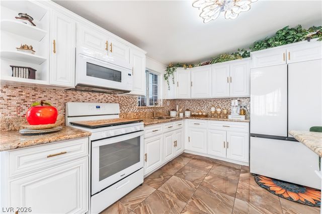 2083 La Vante Avenue, Las Vegas, NV 89169