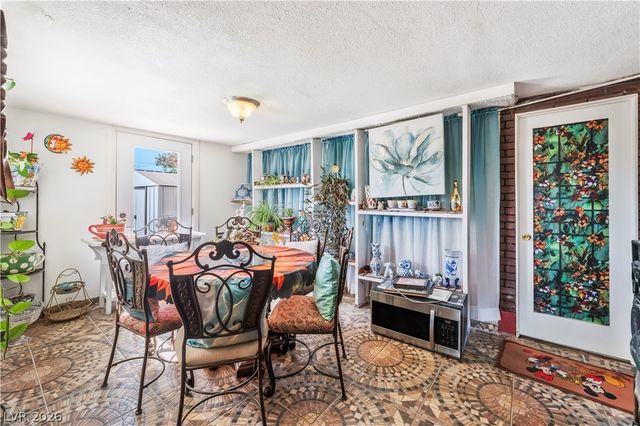 2083 La Vante Avenue, Las Vegas, NV 89169