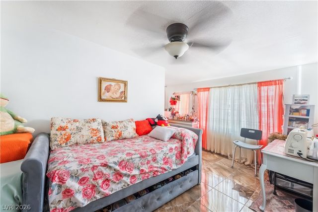 2083 La Vante Avenue, Las Vegas, NV 89169