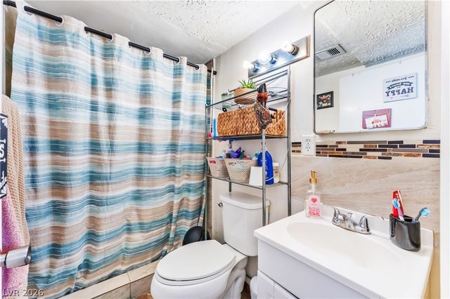 2083 La Vante Avenue, Las Vegas, NV 89169