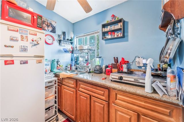 2083 La Vante Avenue, Las Vegas, NV 89169