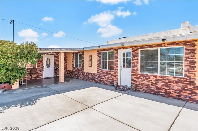 2083 La Vante Avenue, Las Vegas, NV 89169