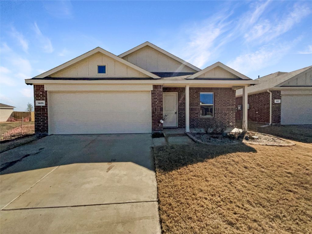 1409 Dovekie Drive, Forney, TX 75126