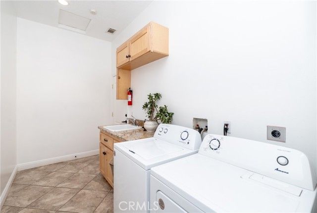 1830 Calaveras Road, Pinon Hills, CA 92372