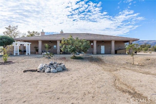 1830 Calaveras Road, Pinon Hills, CA 92372