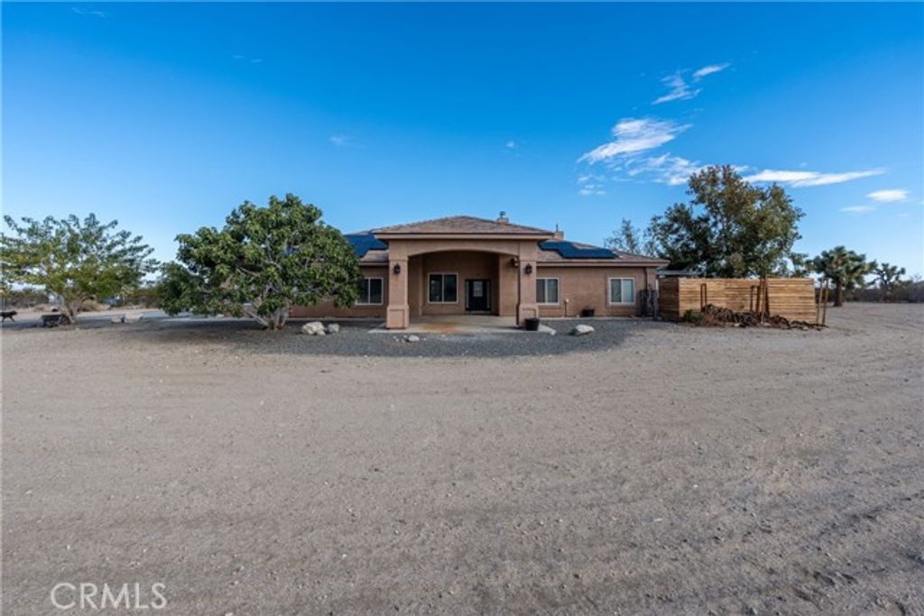 1830 Calaveras Road, Pinon Hills, CA 92372