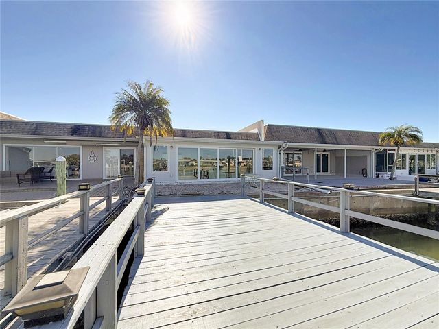 431 BOCA CIEGA POINT BOULEVARD N, St Petersburg, FL 33708