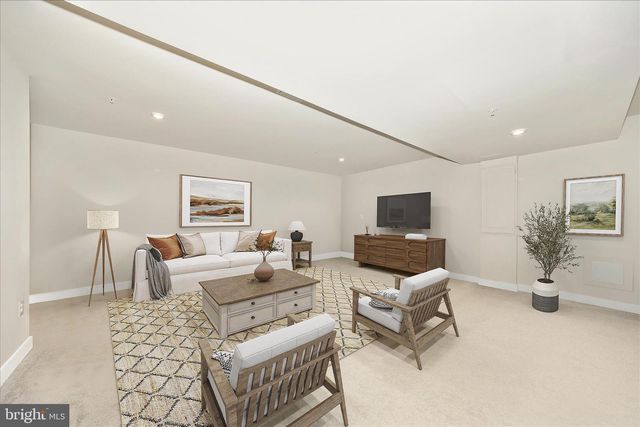 6832 WOODRIDGE RD, New Market, MD 21774