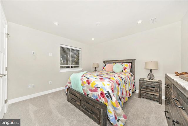 6832 WOODRIDGE RD, New Market, MD 21774