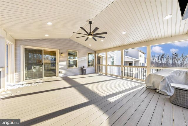 6832 WOODRIDGE RD, New Market, MD 21774