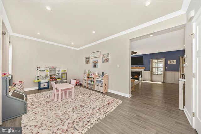 6832 WOODRIDGE RD, New Market, MD 21774