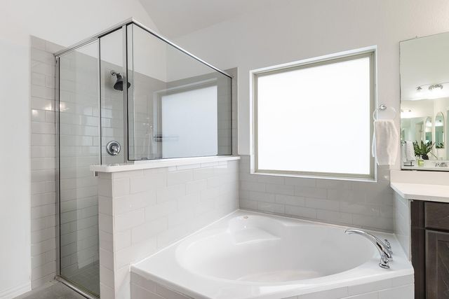 1601 Harrongton WAY, Leander, TX 78641