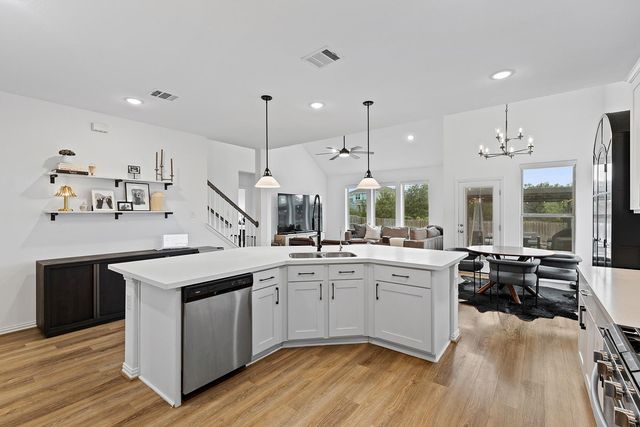 1601 Harrongton WAY, Leander, TX 78641