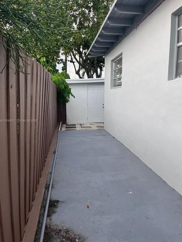 50 NW 68th Ct 2, Miami, FL 33126