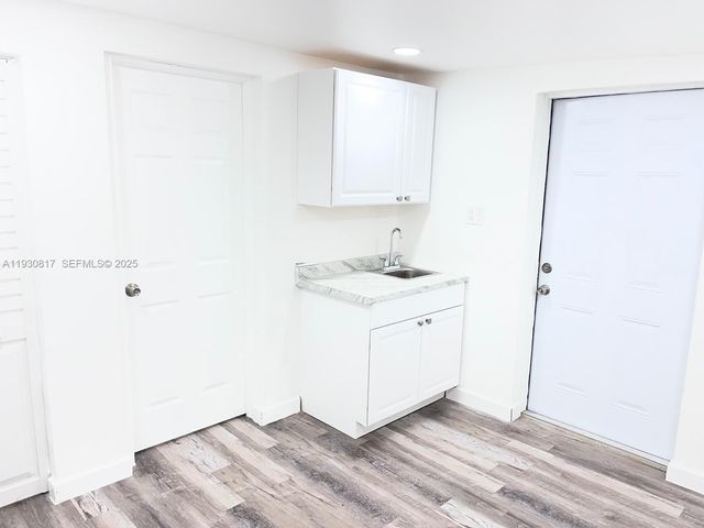 50 NW 68th Ct 2, Miami, FL 33126