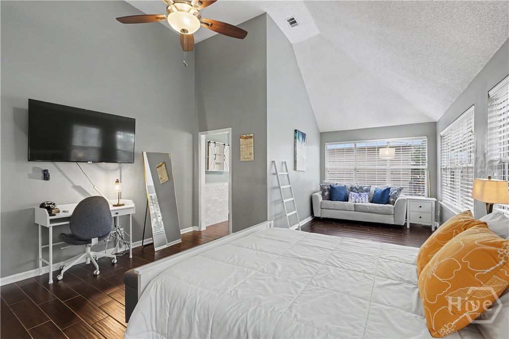 Image 20 of property listing at 109 Runner Road, Savannah, GA 31410