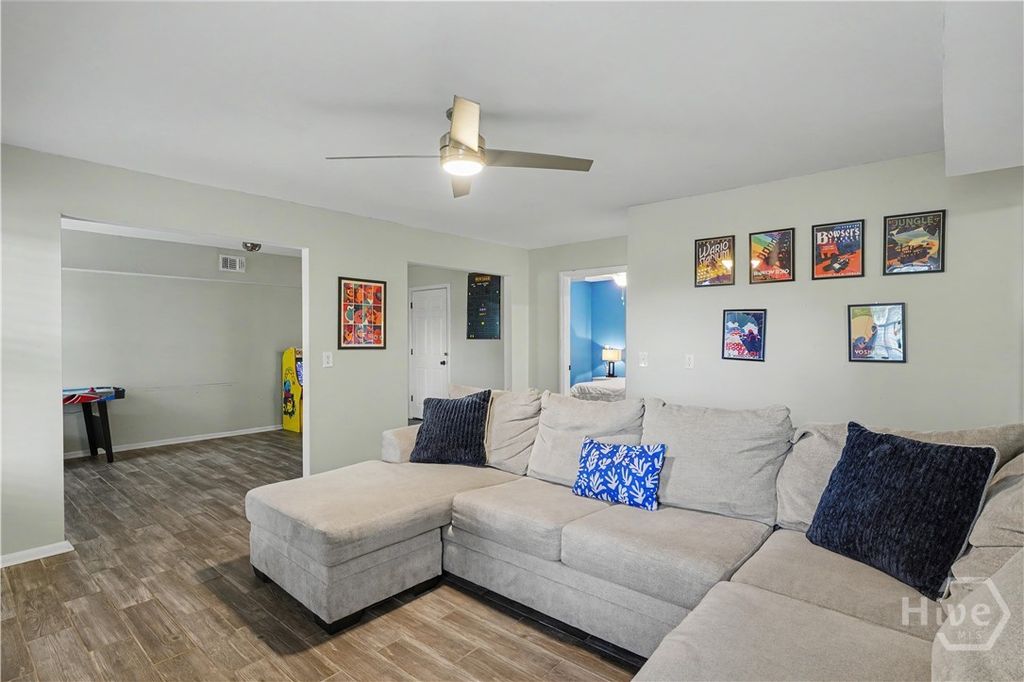 Image 39 of property listing at 109 Runner Road, Savannah, GA 31410