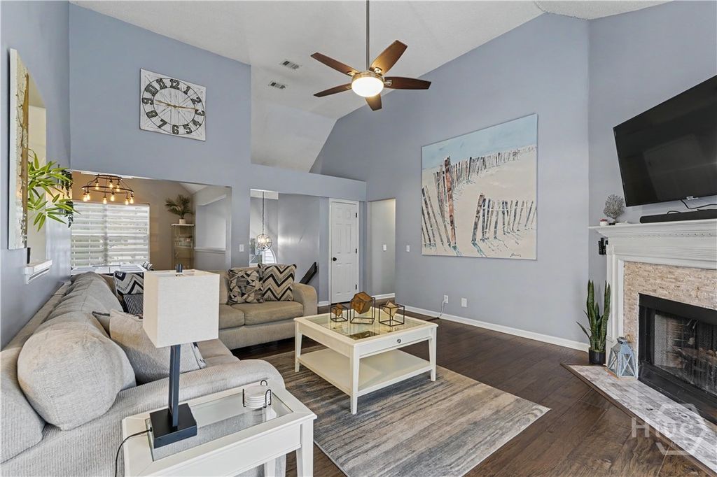 Image 9 of property listing at 109 Runner Road, Savannah, GA 31410