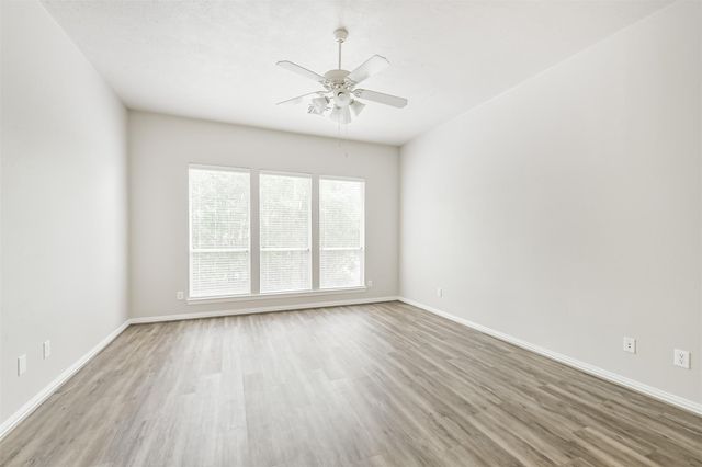 6 Cordella Place, The Woodlands, TX 77382