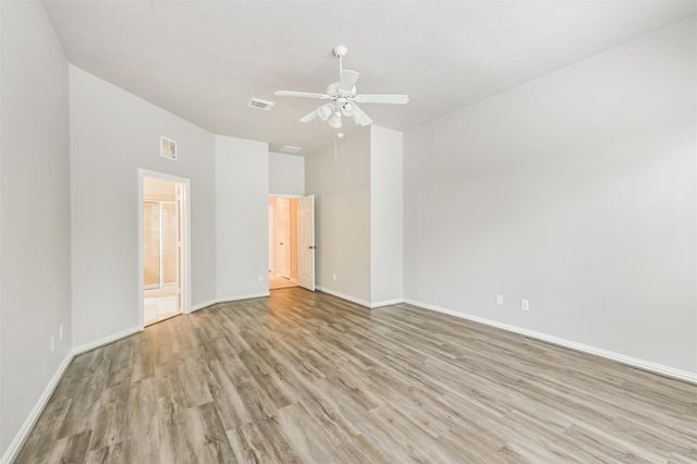 6 Cordella Place, The Woodlands, TX 77382