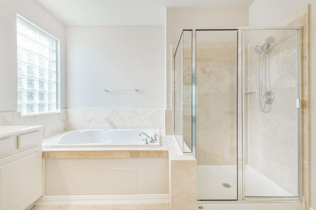 6 Cordella Place, The Woodlands, TX 77382