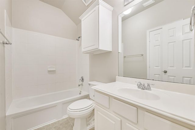 6 Cordella Place, The Woodlands, TX 77382