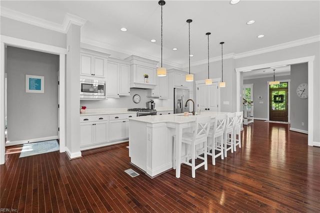 1149 Edinburgh PW, Chesapeake, VA 23322