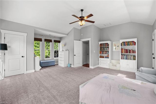 1149 Edinburgh PW, Chesapeake, VA 23322