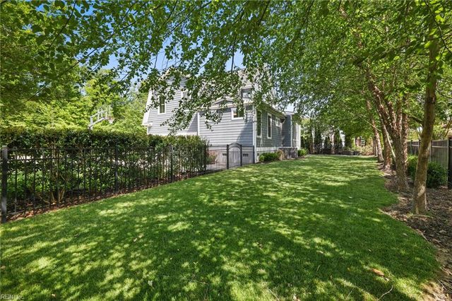 1149 Edinburgh PW, Chesapeake, VA 23322