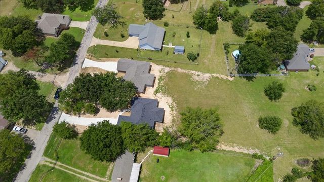 138 Bedfords Bend, Gun Barrel City, TX 75156