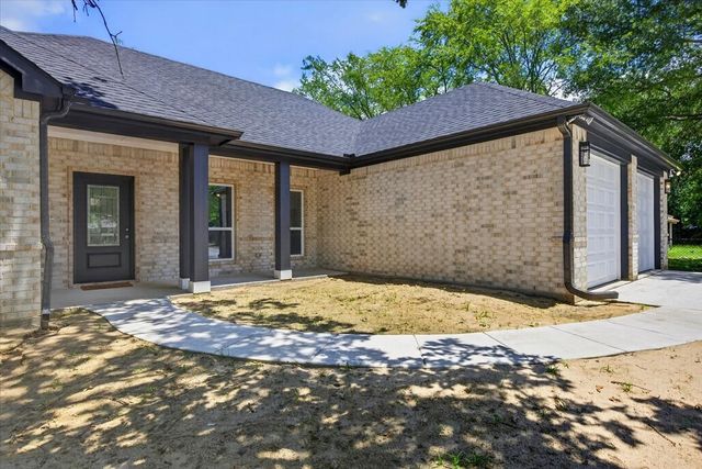 138 Bedfords Bend, Gun Barrel City, TX 75156