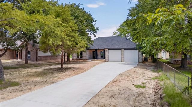138 Bedfords Bend, Gun Barrel City, TX 75156