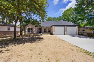 138 Bedfords Bend, Gun Barrel City, TX 75156