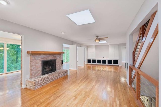 2724 Cravey Drive, Atlanta, GA 30345