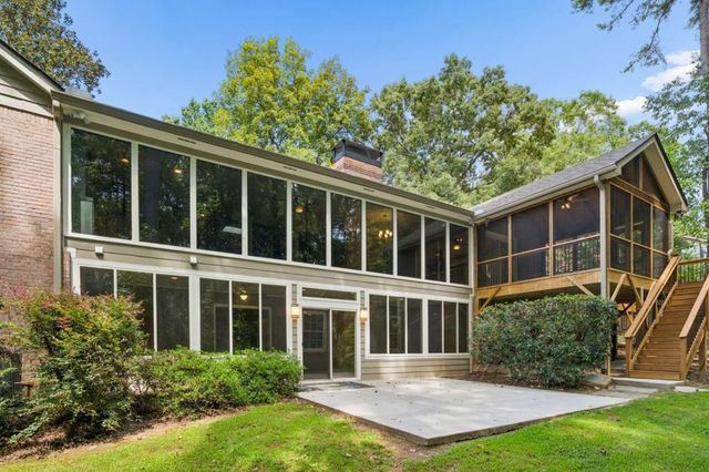 2724 Cravey Drive, Atlanta, GA 30345