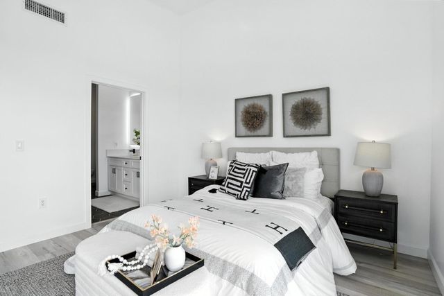 889 McLellan Drive 302, South San Francisco, CA 94080