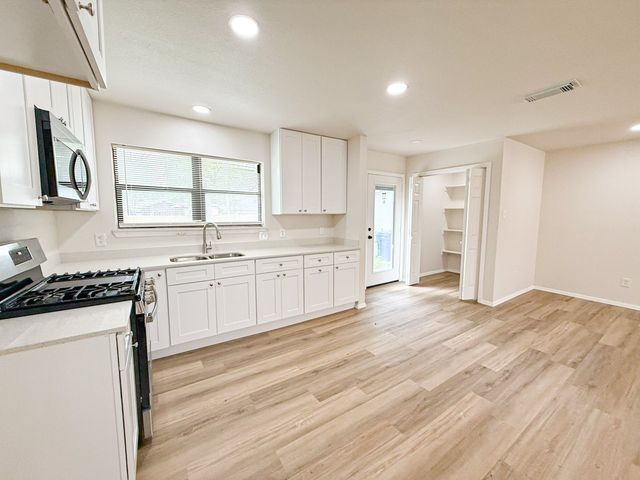 110 Marigold Drive, Garland, TX 75041