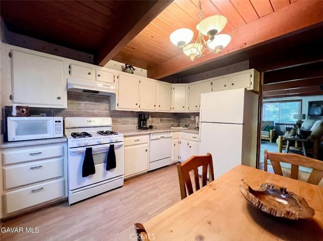 1027 Pine Mountain, Big Bear City, CA 92314