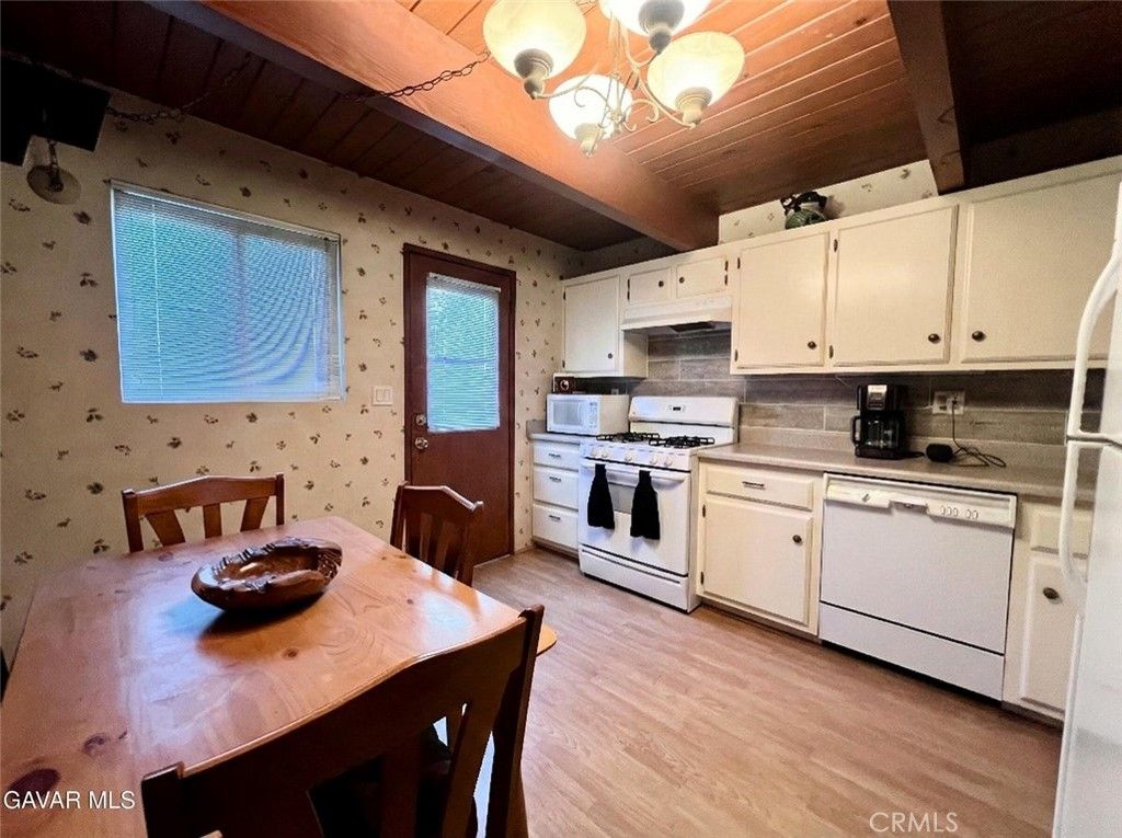 Image 27 of property listing at 1027 Pine Mountain, Big Bear City, CA 92314