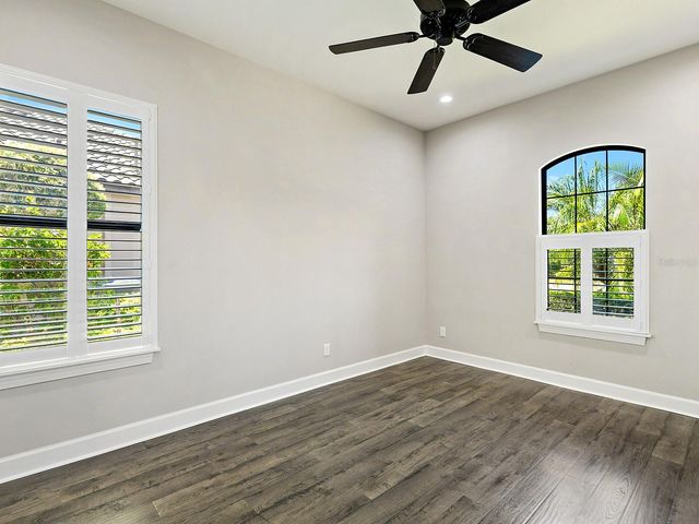 5137 NAPOLI RUN, Bradenton, FL 34211