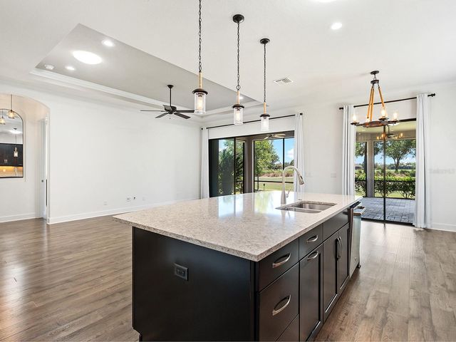 5137 NAPOLI RUN, Bradenton, FL 34211