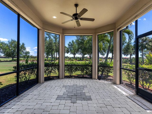 5137 NAPOLI RUN, Bradenton, FL 34211