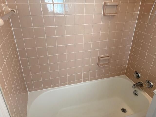 220 Adela Avenue, Ludlow, KY 41016