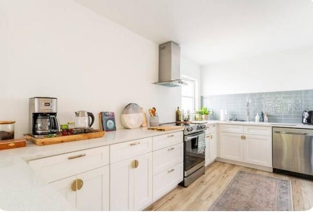 2950 WEST BAY DRIVE B6, Belleair Bluffs, FL 33770