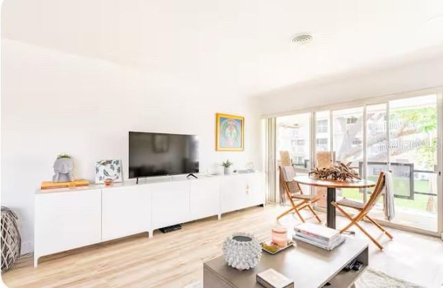 2950 WEST BAY DRIVE B6, Belleair Bluffs, FL 33770