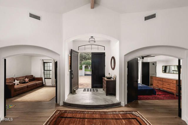 1450 S La Luna Avenue, Ojai, CA 93023