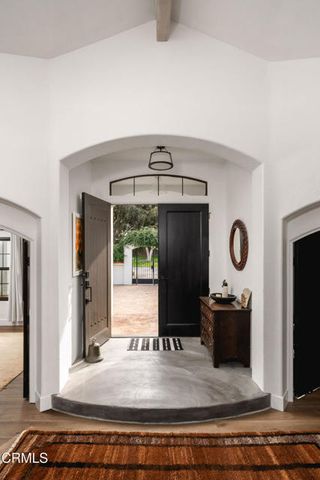 1450 S La Luna Avenue, Ojai, CA 93023