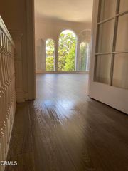 232 S Berendo Street 2, Los Angeles, CA 90004