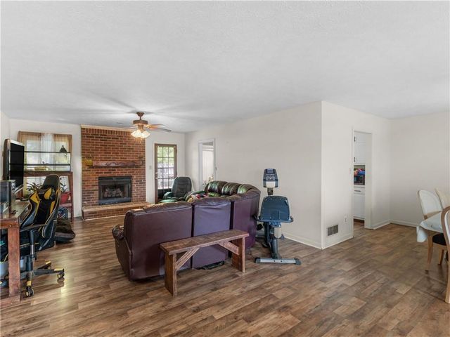 121 Rosser Road, Mcdonough, GA 30252